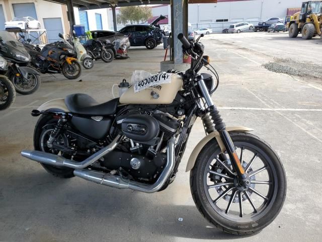 2015 Harley-Davidson XL883 Iron 883