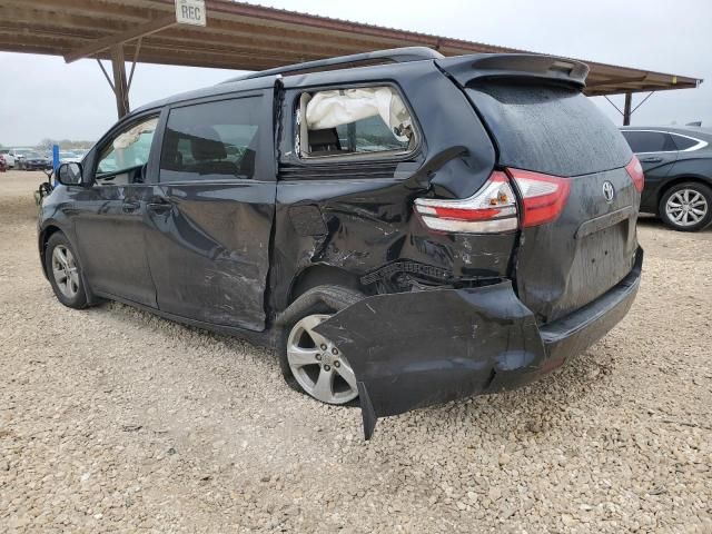 2015 Toyota Sienna LE