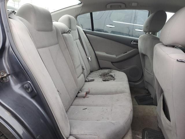 2010 Nissan Altima Base