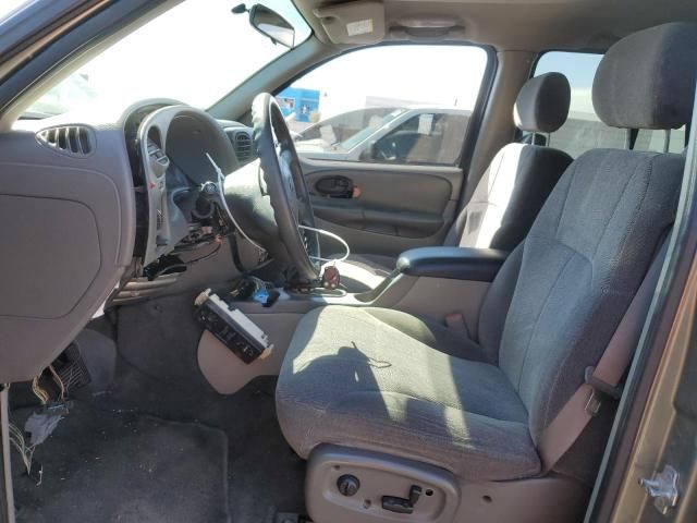 2004 Chevrolet Trailblazer LS