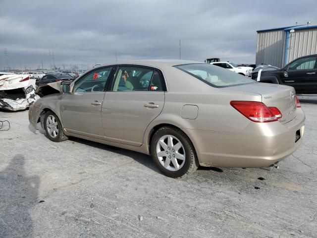 2005 Toyota Avalon XL