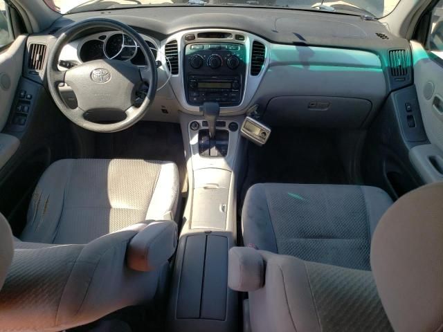 2004 Toyota Highlander Base