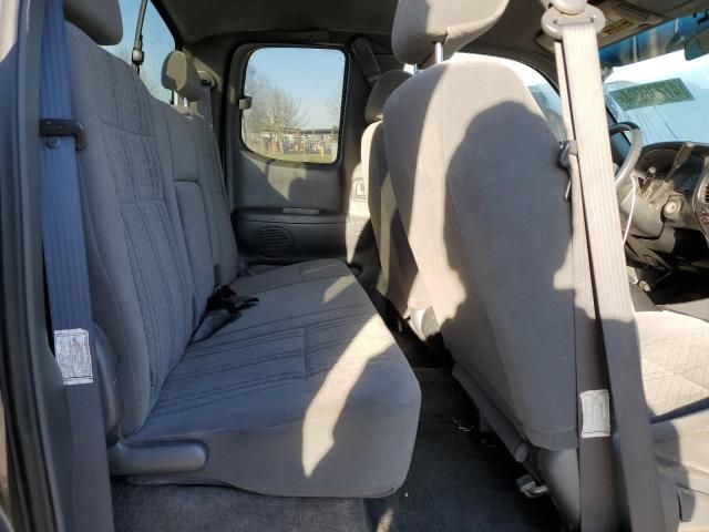 2004 Toyota Tundra Access Cab SR5