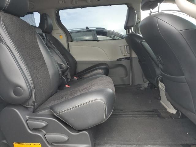 2012 Toyota Sienna Sport