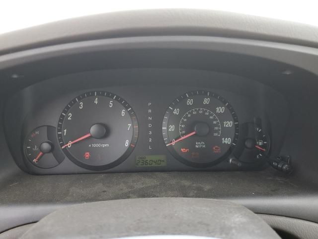 2004 Hyundai Elantra GLS