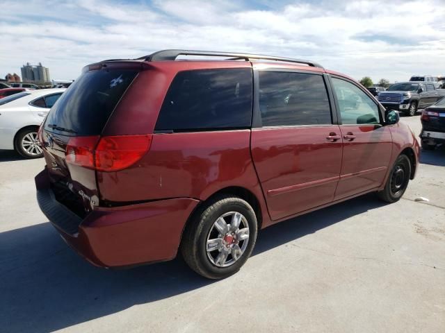 2008 Toyota Sienna CE