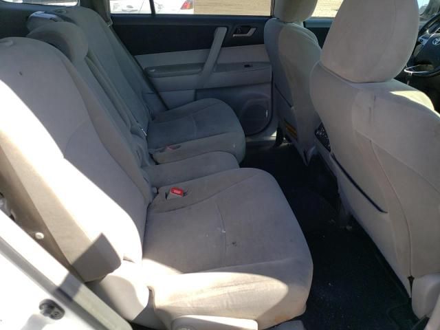 2013 Toyota Highlander Base