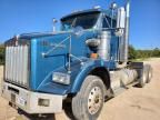 2009 Kenworth Construction T800