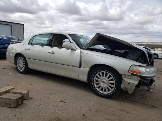 2004 Lincoln Town Car Ultimate