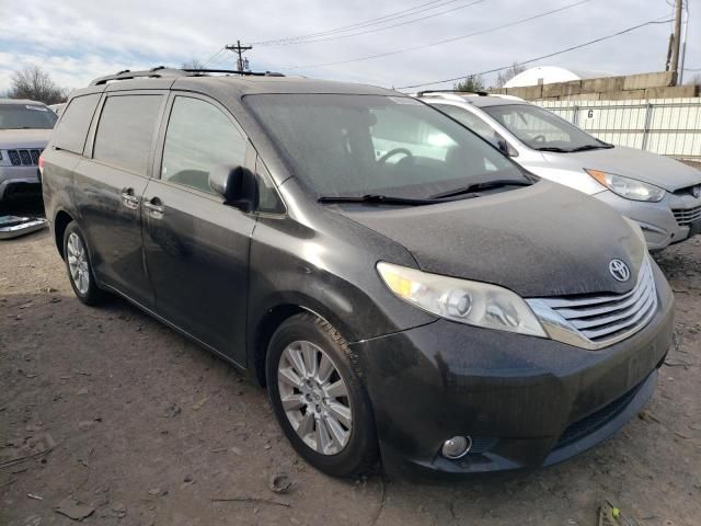 2012 Toyota Sienna XLE