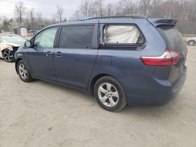 2015 Toyota Sienna LE