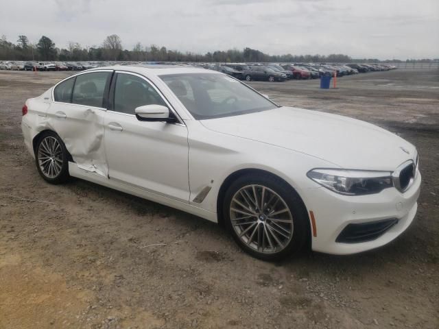 2019 BMW 530E