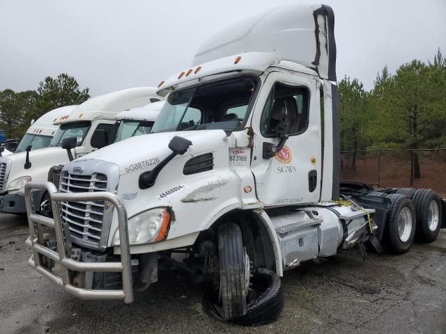 2018 Freightliner Cascadia 113