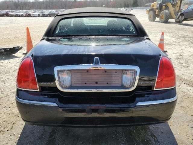 2007 Lincoln Town Car Signature Limited