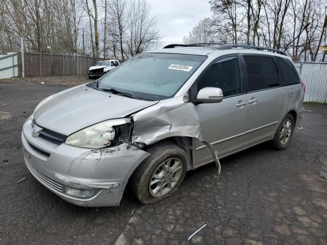 2004 Toyota Sienna XLE