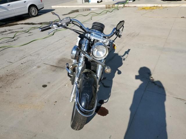 2004 Honda VT750 C