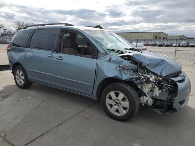 2008 Toyota Sienna CE