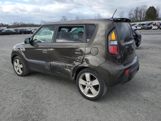 2010 KIA Soul +