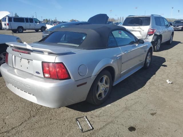 2004 Ford Mustang