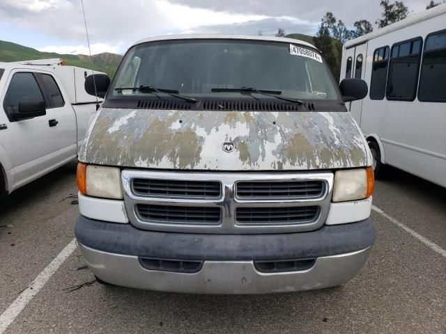 2001 Dodge RAM Wagon B3500