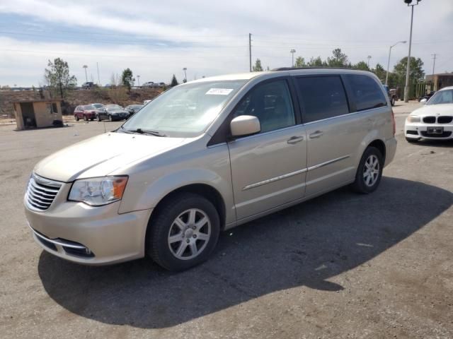 2013 Chrysler Town & Country Touring