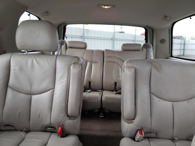 2004 Cadillac Escalade Luxury