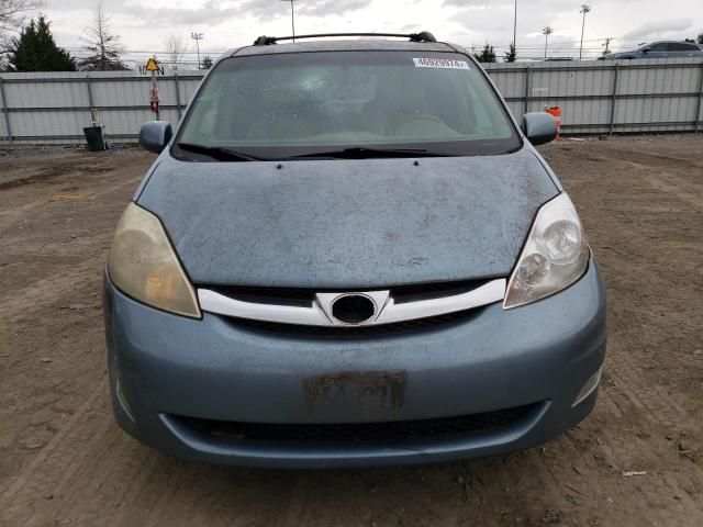 2006 Toyota Sienna XLE