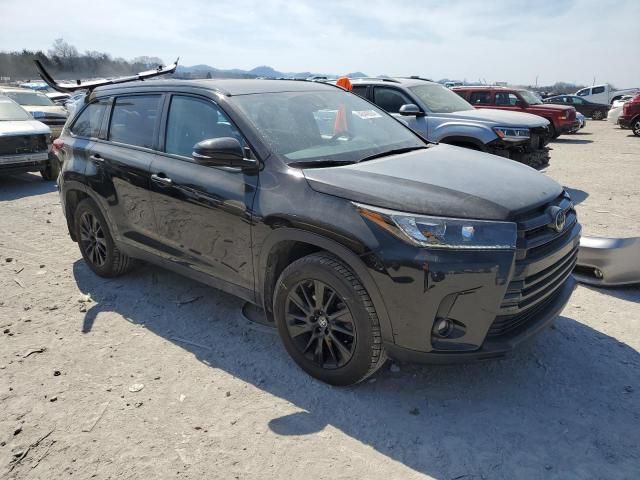 2019 Toyota Highlander SE