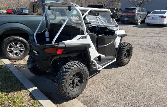 2016 Polaris RZR 900