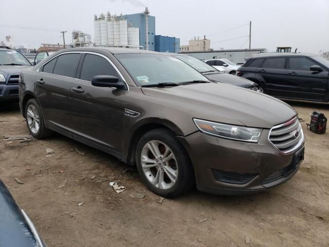 2016 Ford Taurus SE