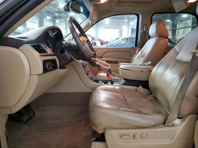 2011 Cadillac Escalade Luxury