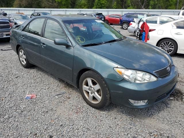 2005 Toyota Camry LE