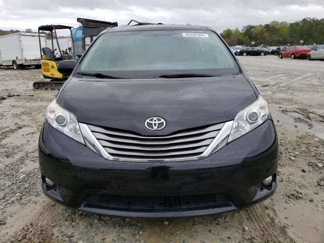 2015 Toyota Sienna XLE