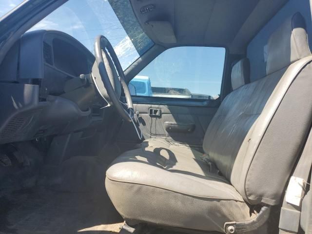 1995 Toyota Pickup 1/2 TON Short Wheelbase