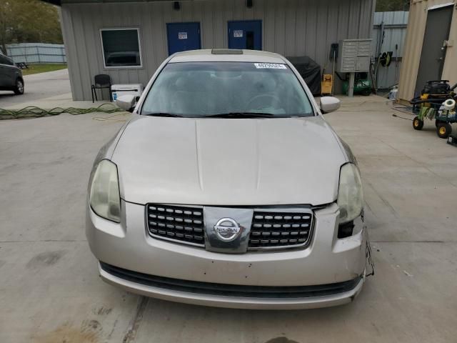 2005 Nissan Maxima SE