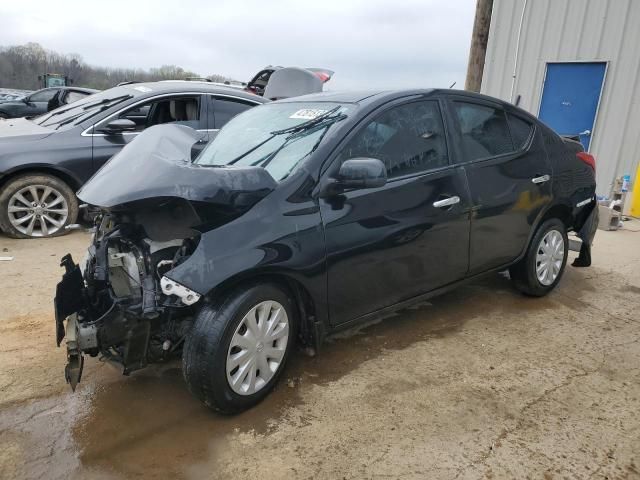 2013 Nissan Versa S