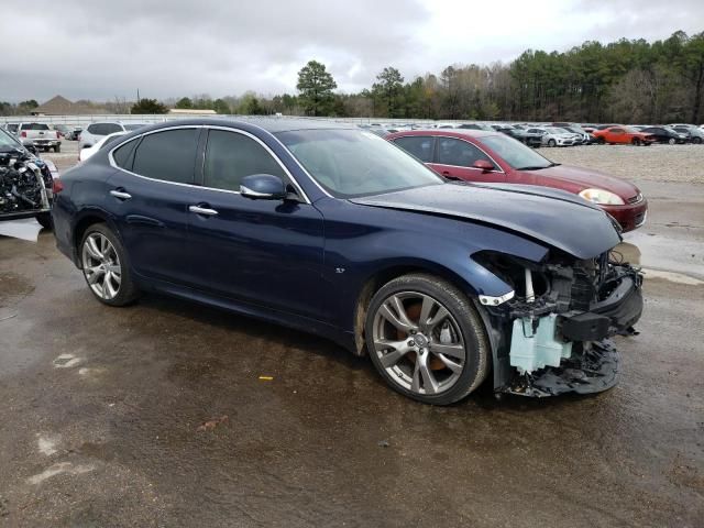 2015 Infiniti Q70 3.7