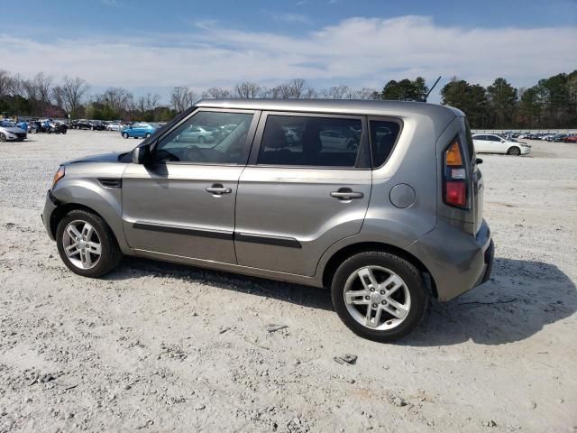 2011 KIA Soul +