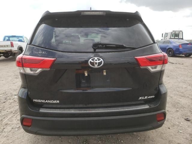 2019 Toyota Highlander SE