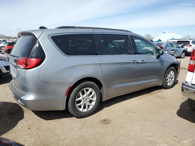 2021 Chrysler Voyager LXI