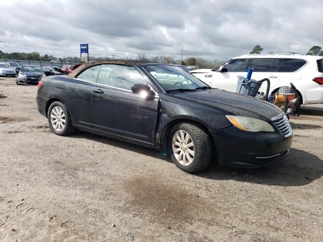 2013 Chrysler 200 Touring