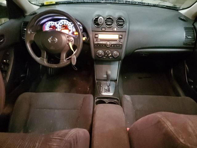 2010 Nissan Altima Base