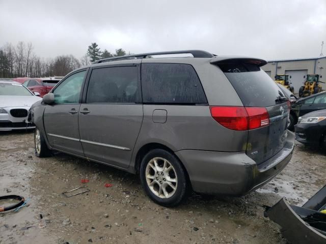 2004 Toyota Sienna XLE