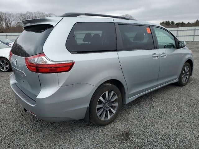 2020 Toyota Sienna LE