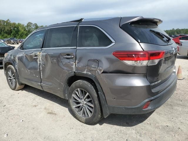 2018 Toyota Highlander SE