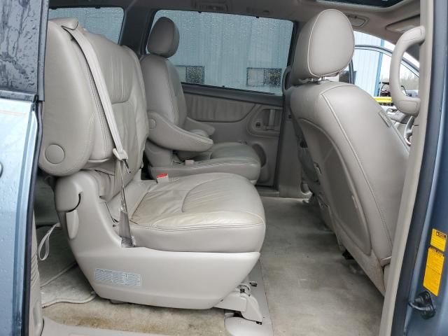 2007 Toyota Sienna XLE