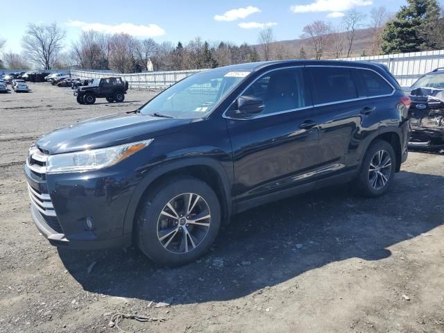 2019 Toyota Highlander LE