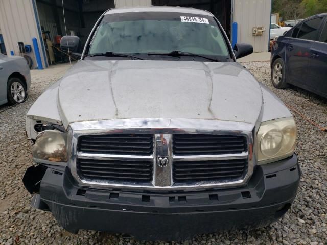 2005 Dodge Dakota Quad SLT