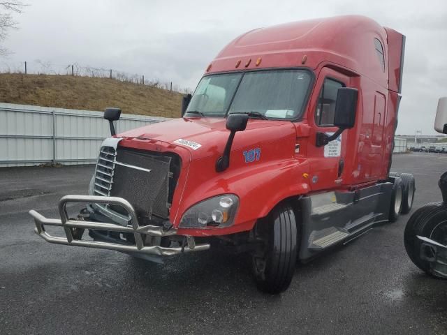 2015 Freightliner Cascadia 125