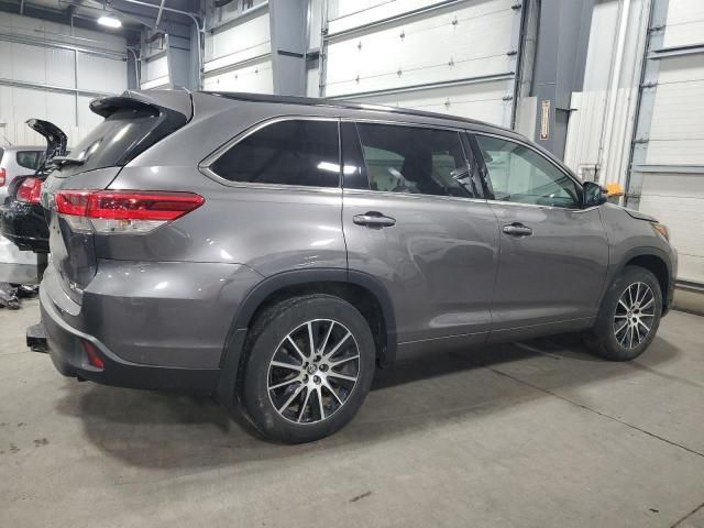 2018 Toyota Highlander SE